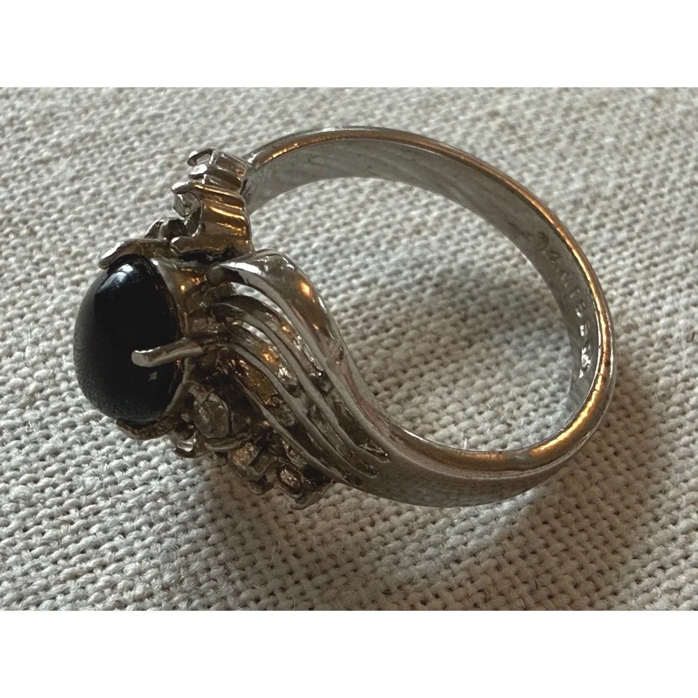 Vintage 14Kt ge silver tone Black cabochon Bypass Ring‎ Size 7.5 Flaws